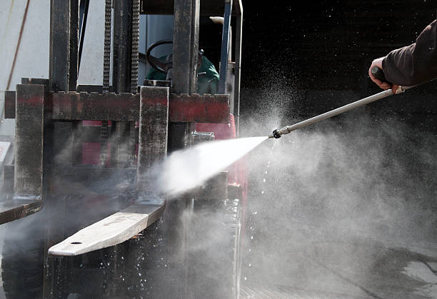 Best Machinery and Equipment Cleaning  in Kingsburg, CA